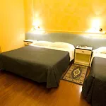 ホテル Alba ペスカーラ