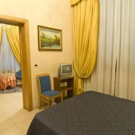 阿尔巴酒店 3* 佩斯卡拉