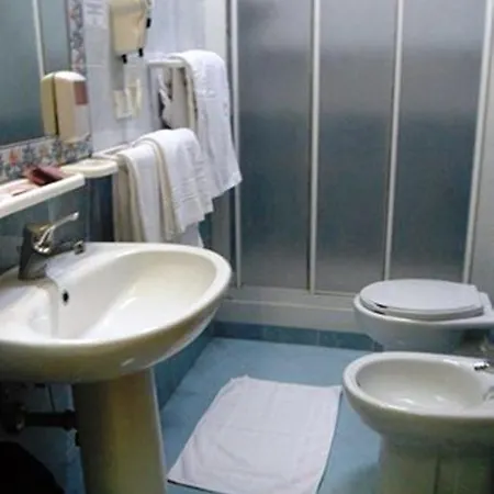 阿尔巴酒店 酒店 3*